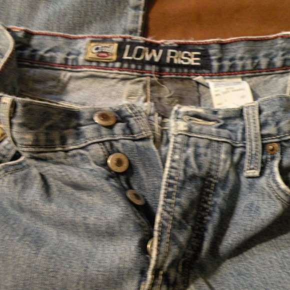 Cruel Girls - Picture 4 of 11